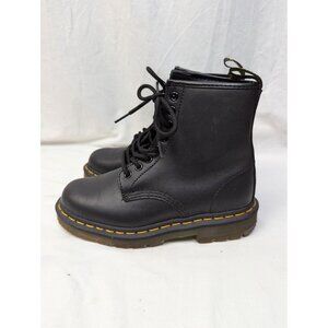 Dr. Martens Adult Unisex 1460 Originals Leather 8-Eye Combat Boot Sz M6/W5